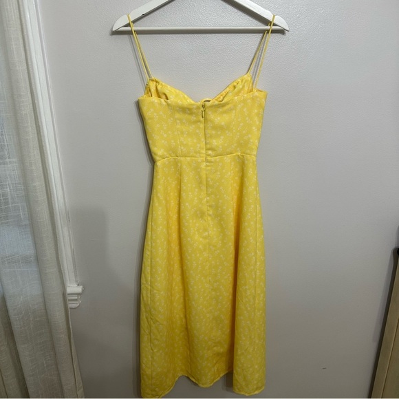 House of CB 'Carina' Yellow Floral Bustier Midi Dress - Picture 6 of 10